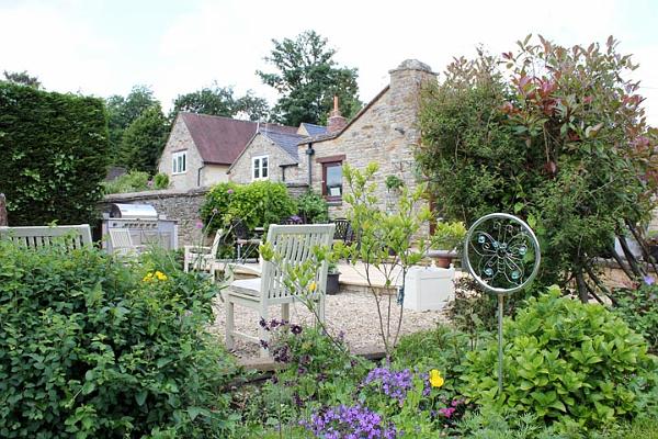 Cedar Cottage3.jpg